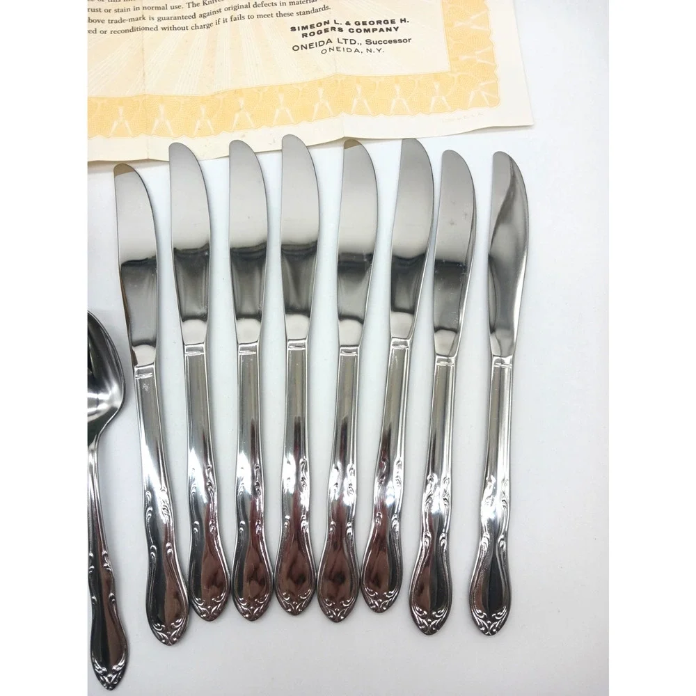 Oneida Simeon L & George H Rogers Stainless Homestead 4 Teaspoons 8 Knives Box